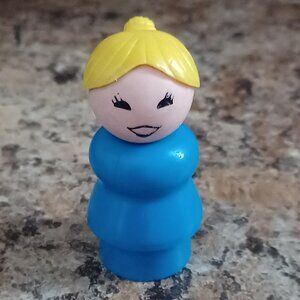 Vintage Fisher-Price Little People Blue Lady, Mom